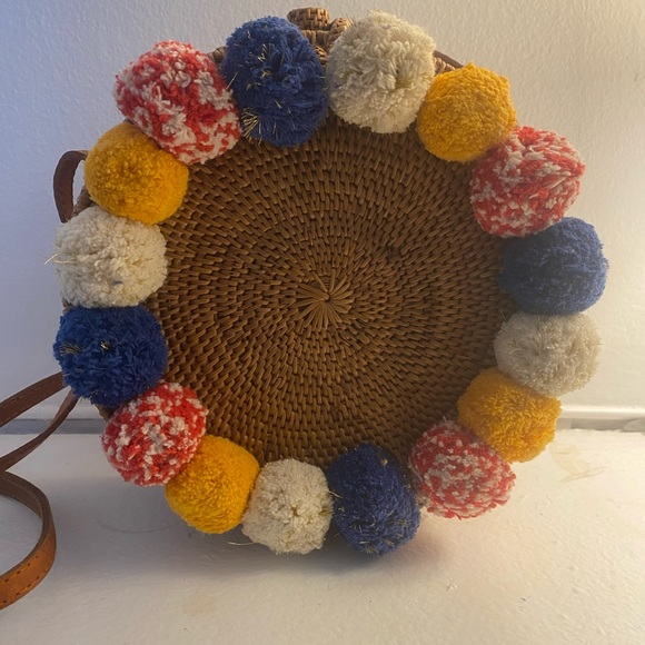 Anthropologie Cleobella Williamsburg Crossbody Bag Purse Wicker Pom Fringe H36 - Picture 2 of 6